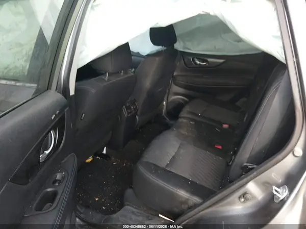 KNMAT2MTXHP546819 2017 NISSAN ROGUE - Image 8
