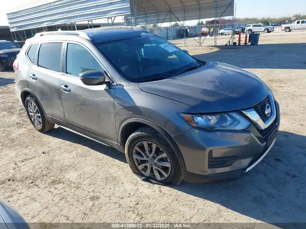 KNMAT2MTXHP548862 2017 NISSAN ROGUE - Image 1