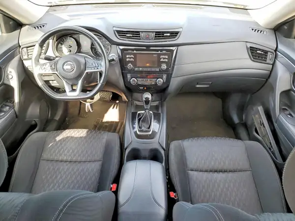 KNMAT2MTXHP551177 2017 NISSAN ROGUE - Image 8