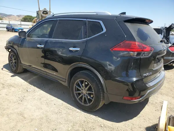KNMAT2MTXHP554726 2017 NISSAN ROGUE - Image 2