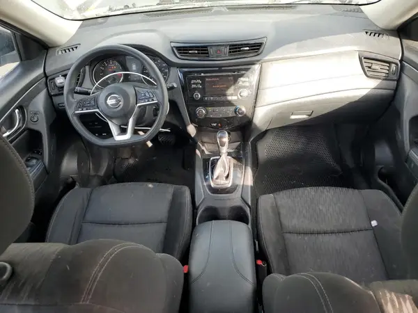 KNMAT2MTXHP555245 2017 NISSAN ROGUE - Image 8