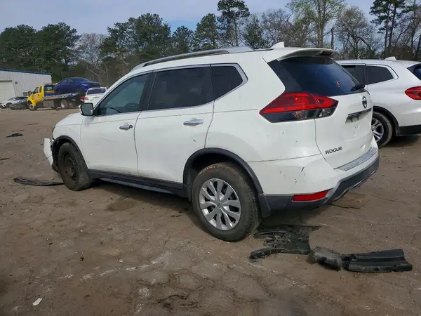 KNMAT2MTXHP563216 2017 NISSAN ROGUE - Image 2