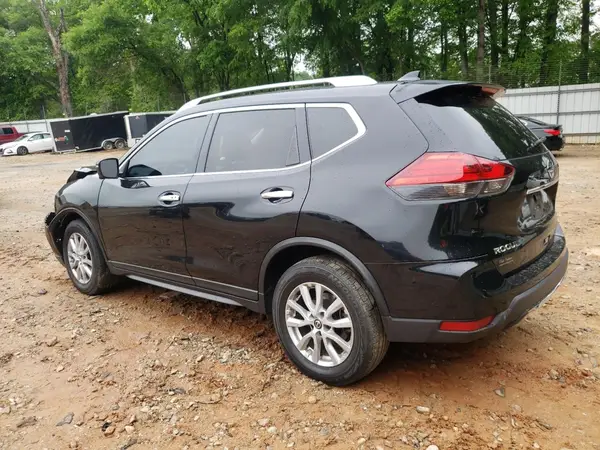 KNMAT2MTXHP565516 2017 NISSAN ROGUE - Image 2