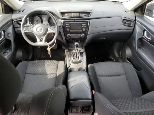 KNMAT2MTXHP568237 2017 NISSAN ROGUE - Image 8