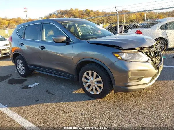 KNMAT2MTXHP575656 2017 NISSAN ROGUE - Image 1