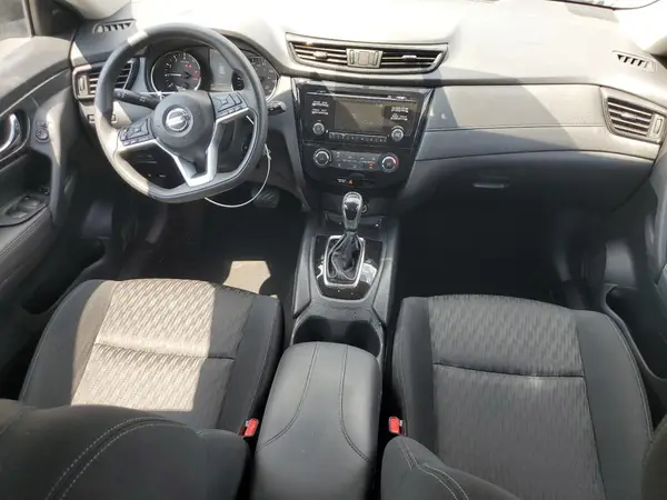 KNMAT2MTXHP579657 2017 NISSAN ROGUE - Image 8