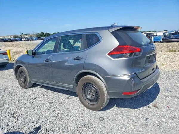 KNMAT2MTXHP584065 2017 NISSAN ROGUE - Image 2