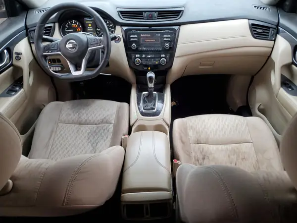 KNMAT2MTXHP587399 2017 NISSAN ROGUE - Image 8