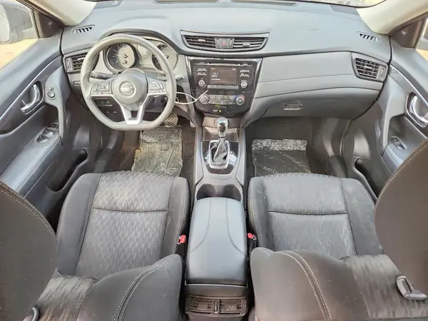 KNMAT2MTXHP588018 2017 NISSAN ROGUE - Image 8