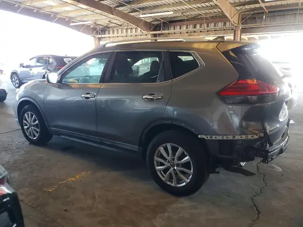 KNMAT2MTXHP588164 2017 NISSAN ROGUE - Image 2