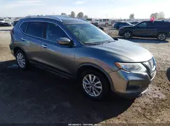 KNMAT2MTXHP589640 2017 NISSAN ROGUE