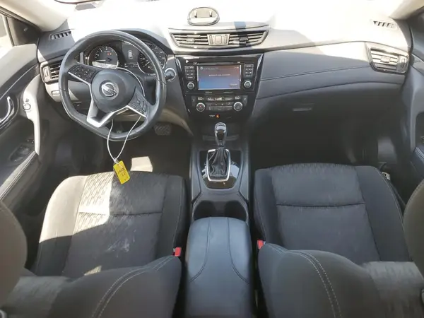 KNMAT2MTXHP595700 2017 NISSAN ROGUE - Image 8