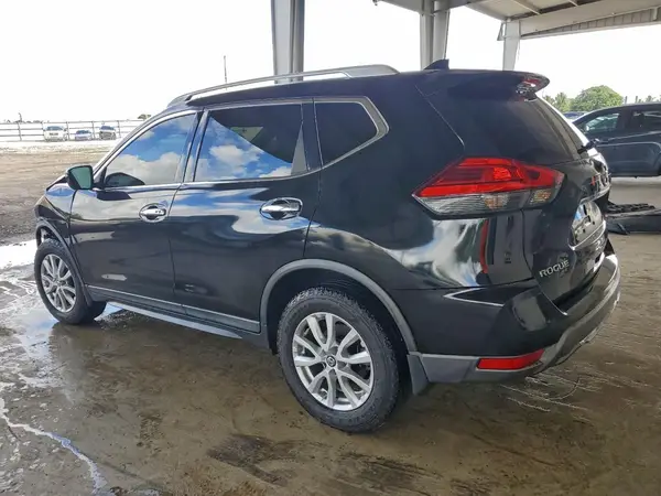 KNMAT2MTXHP596023 2017 NISSAN ROGUE - Image 2