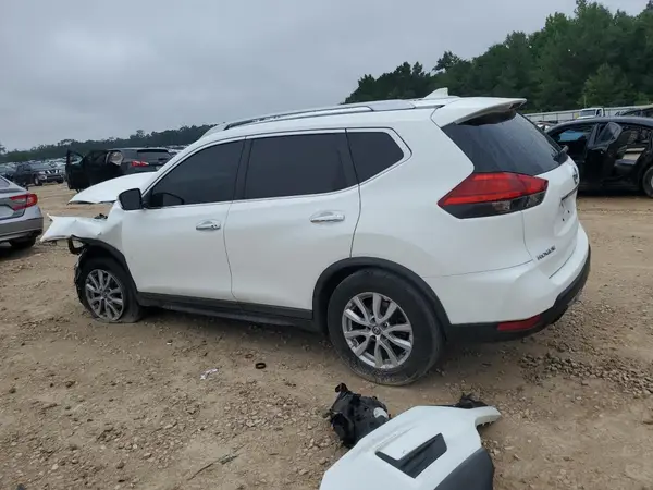 KNMAT2MTXHP596913 2017 NISSAN ROGUE - Image 2
