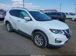 KNMAT2MTXHP597690 2017 NISSAN ROGUE