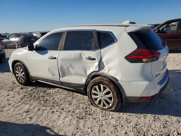 KNMAT2MTXHP599116 2017 NISSAN ROGUE - Image 2