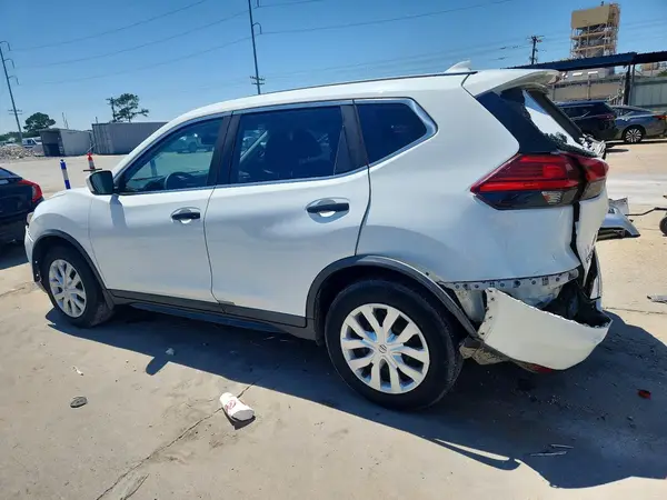KNMAT2MTXHP599150 2017 NISSAN ROGUE - Image 2