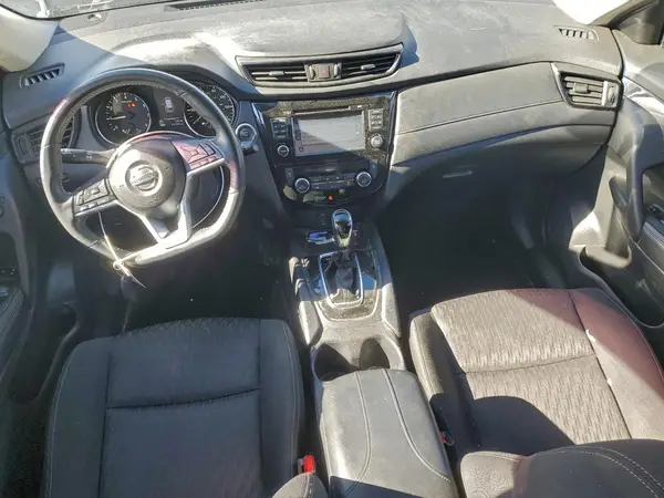 KNMAT2MTXHP599696 2017 NISSAN ROGUE - Image 8