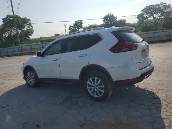 KNMAT2MTXHP601009 2017 NISSAN ROGUE - Image 2