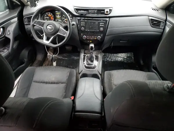 KNMAT2MTXHP602113 2017 NISSAN ROGUE - Image 8