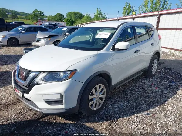 KNMAT2MTXHP609952 2017 NISSAN ROGUE - Image 2
