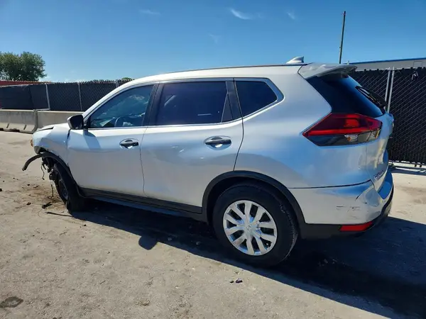 KNMAT2MTXJP501532 2018 NISSAN ROGUE - Image 2