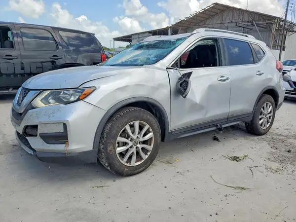 KNMAT2MTXJP506858 2018 NISSAN ROGUE - Image 1