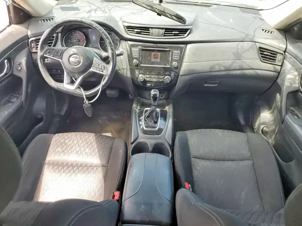 KNMAT2MTXJP506858 2018 NISSAN ROGUE - Image 8