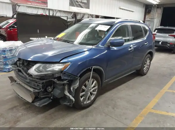 KNMAT2MTXJP509789 2018 NISSAN ROGUE - Image 2