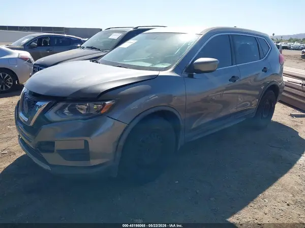 KNMAT2MTXJP510814 2018 NISSAN ROGUE - Image 2