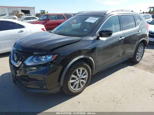 KNMAT2MTXJP516404 2018 NISSAN ROGUE - Image 2