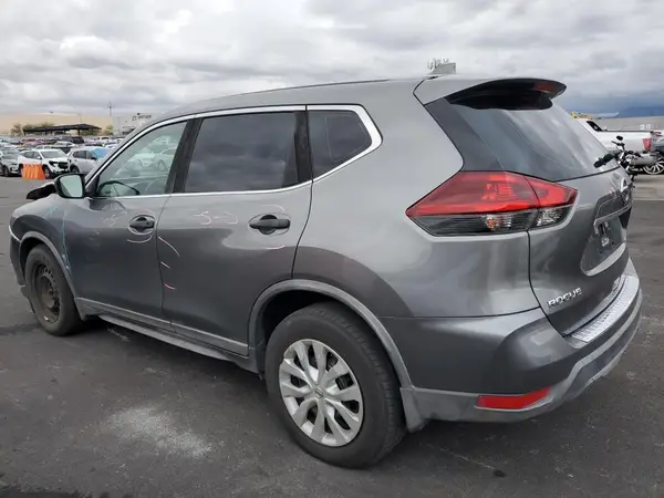 KNMAT2MTXJP517827 2018 NISSAN ROGUE - Image 2