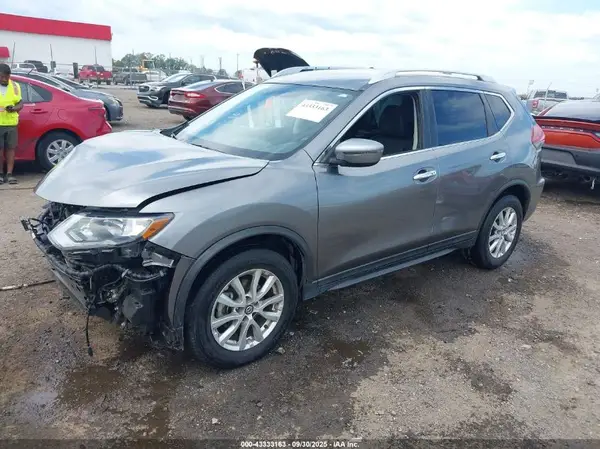 KNMAT2MTXJP518184 2018 NISSAN ROGUE - Image 2