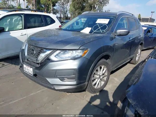 KNMAT2MTXJP518508 2018 NISSAN ROGUE - Image 2