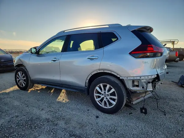 KNMAT2MTXJP524681 2018 NISSAN ROGUE - Image 2