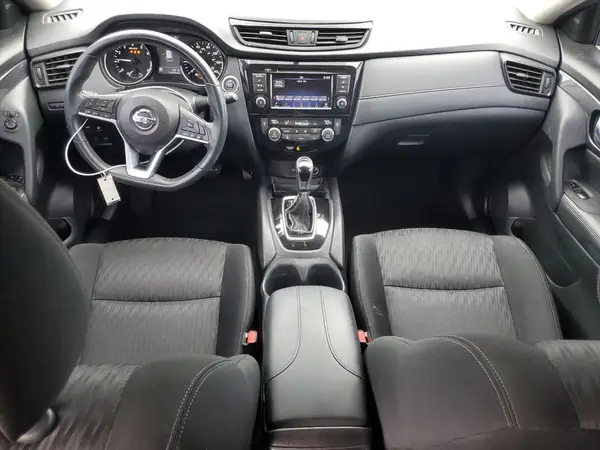 KNMAT2MTXJP525054 2018 NISSAN ROGUE - Image 8