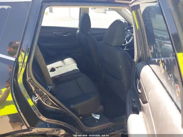 KNMAT2MTXJP526530 2018 NISSAN ROGUE - Image 8
