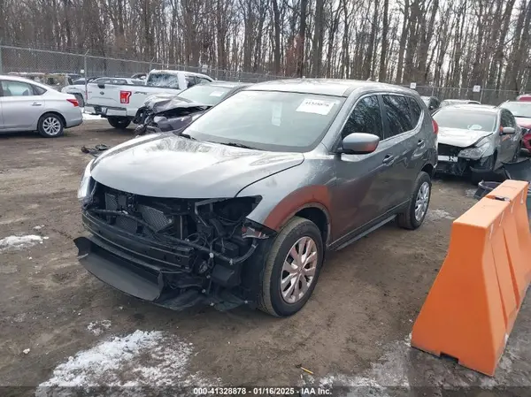KNMAT2MTXJP530643 2018 NISSAN ROGUE - Image 2