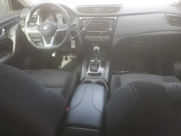 KNMAT2MTXJP532005 2018 NISSAN ROGUE - Image 8