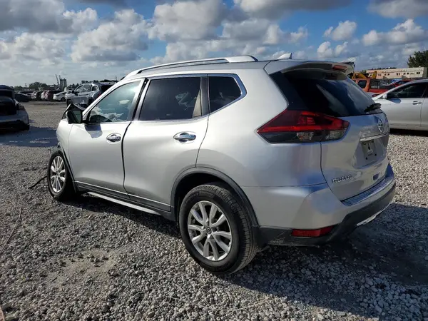 KNMAT2MTXJP532120 2018 NISSAN ROGUE - Image 2