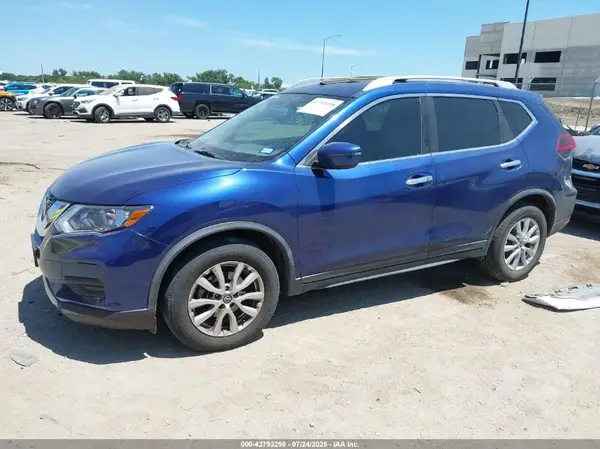 KNMAT2MTXJP539052 2018 NISSAN ROGUE - Image 2