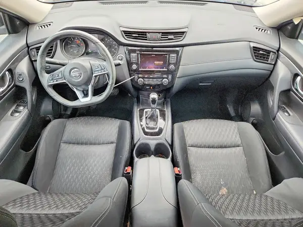 KNMAT2MTXJP545594 2018 NISSAN ROGUE - Image 8