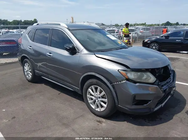 KNMAT2MTXJP548074 2018 NISSAN ROGUE - Image 1