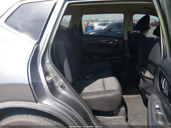 KNMAT2MTXJP548074 2018 NISSAN ROGUE - Image 8
