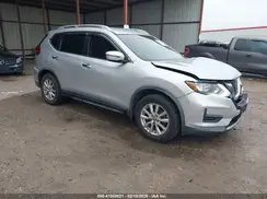 KNMAT2MTXJP553193 2018 NISSAN ROGUE