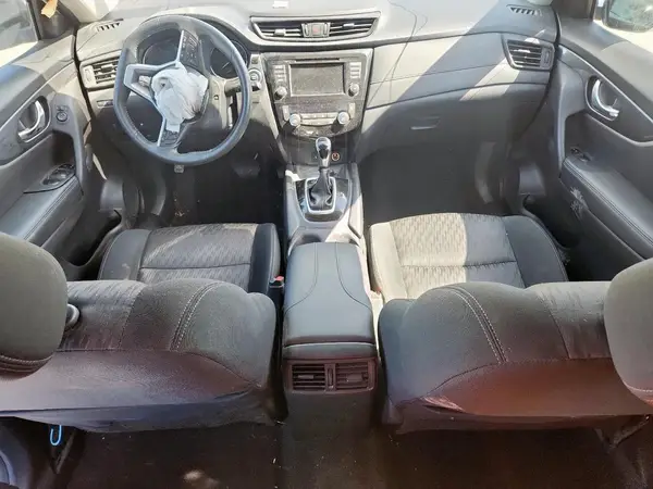 KNMAT2MTXJP556787 2018 NISSAN ROGUE - Image 8