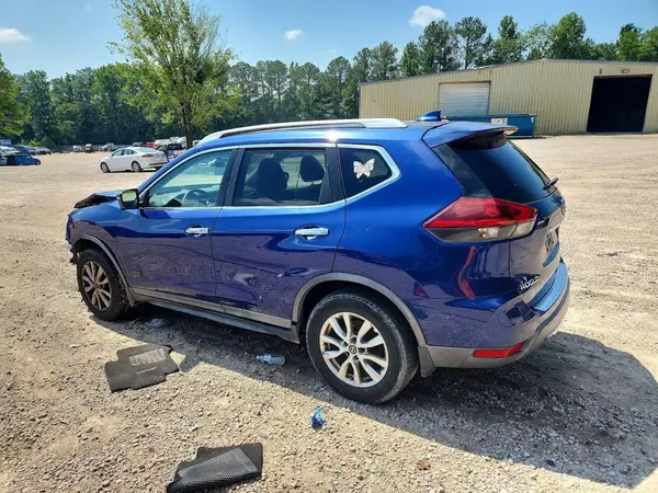 KNMAT2MTXJP557745 2018 NISSAN ROGUE - Image 2