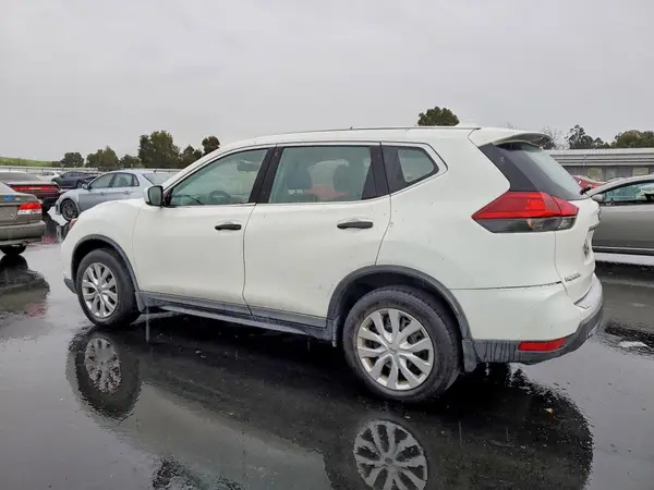 KNMAT2MTXJP558507 2018 NISSAN ROGUE - Image 2