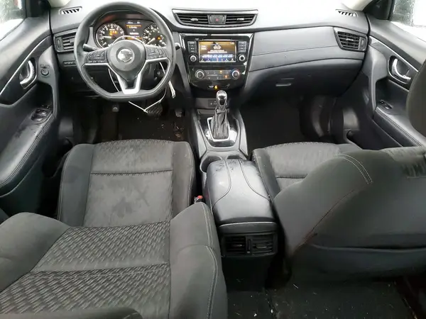 KNMAT2MTXJP558507 2018 NISSAN ROGUE - Image 8