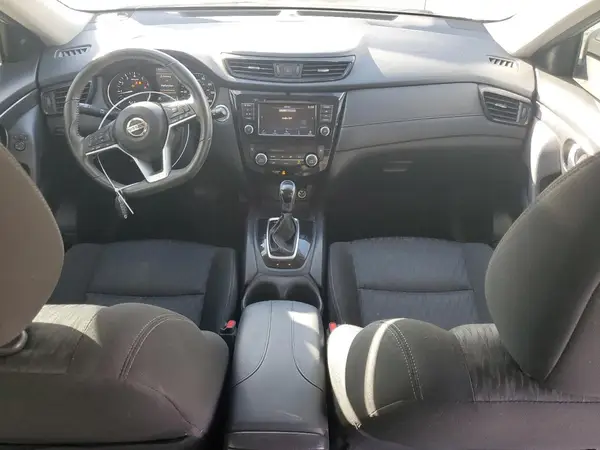 KNMAT2MTXJP565568 2018 NISSAN ROGUE - Image 8
